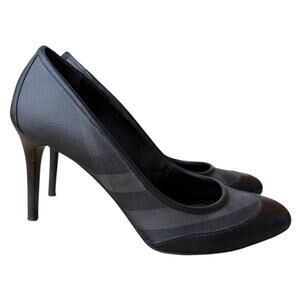 Burberry Grey Black Nova Check Pump Womens 39/9 Canvas Leather 3.5” Heel Classic